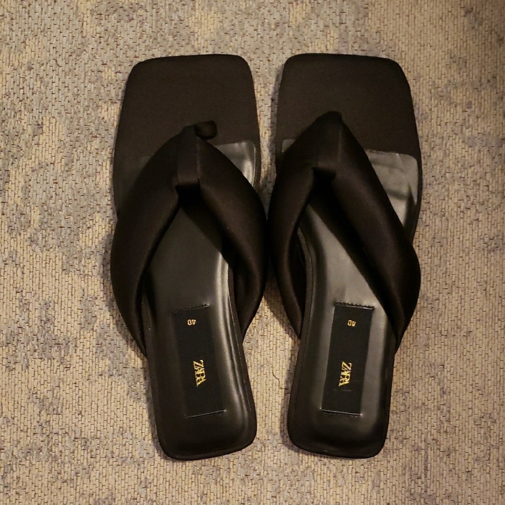 Zara Women's Black Sandals